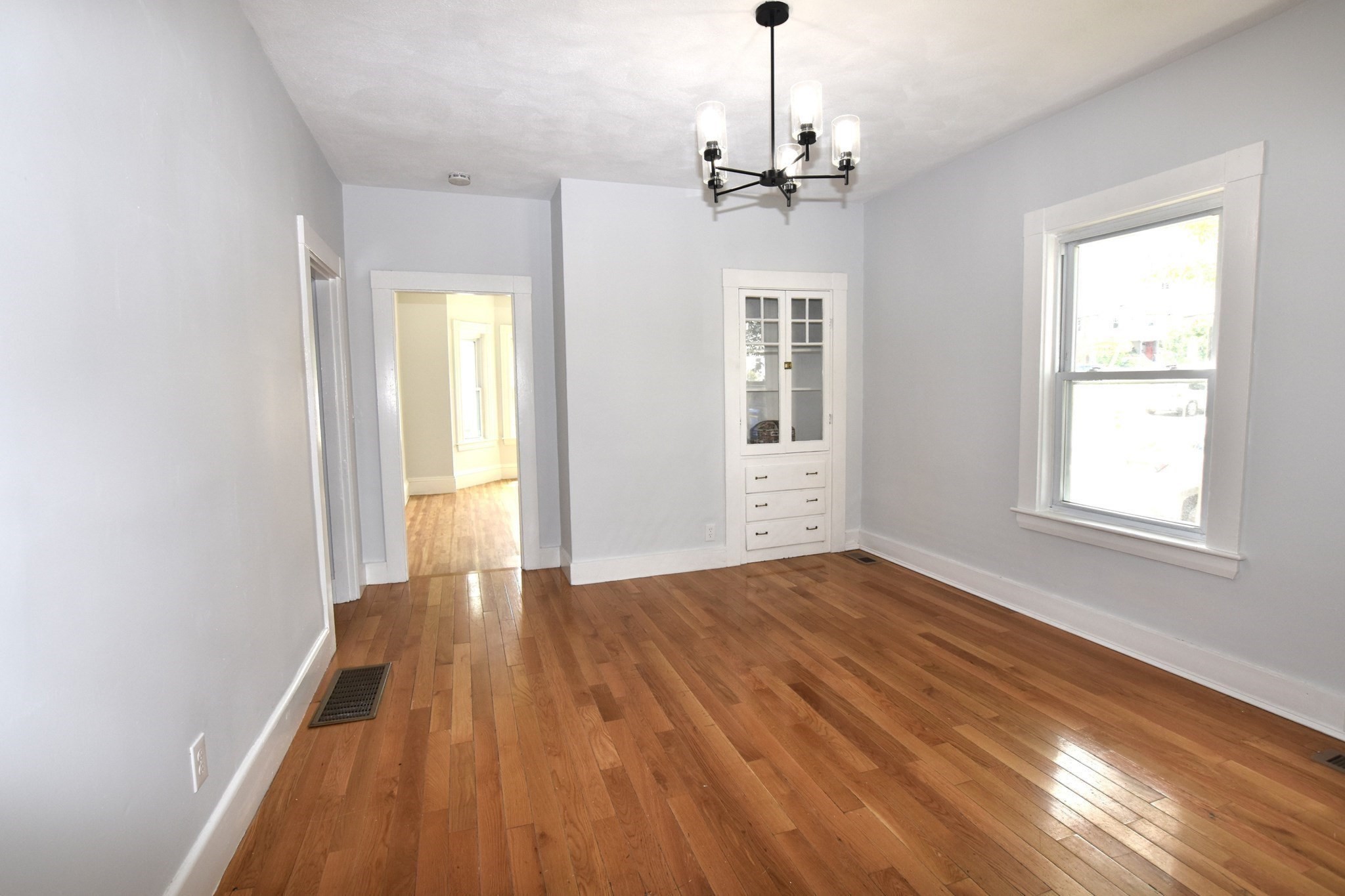 27 Highland St, Waltham, MA 02453 - Image 9
