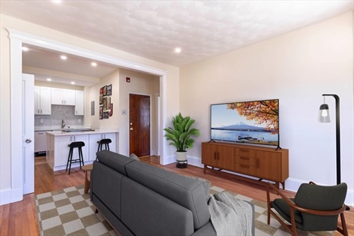 94 Hutchings, Apt 3