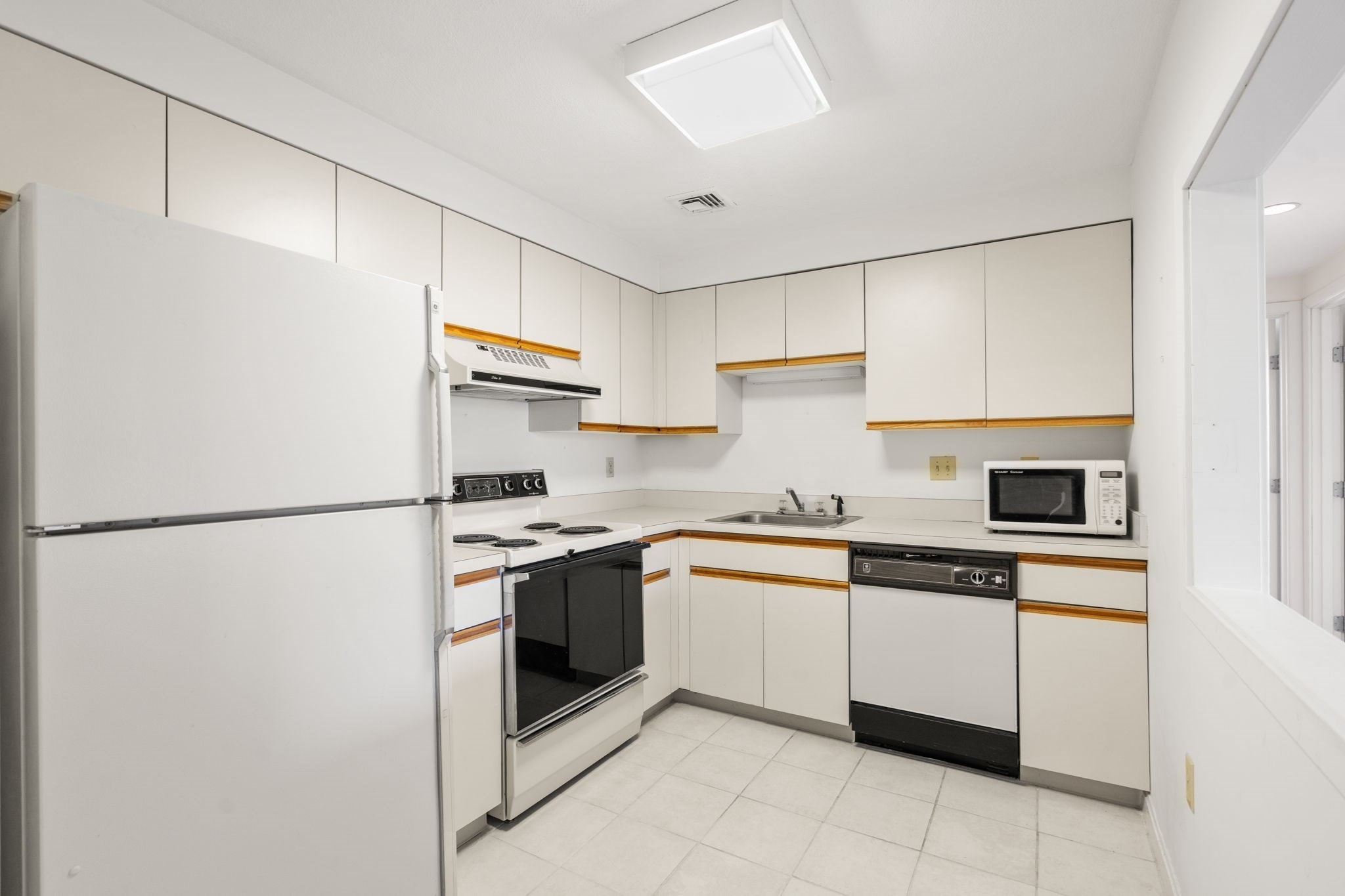 50 Watertown Street Unit 402, Watertown, MA 02472 - Image 7