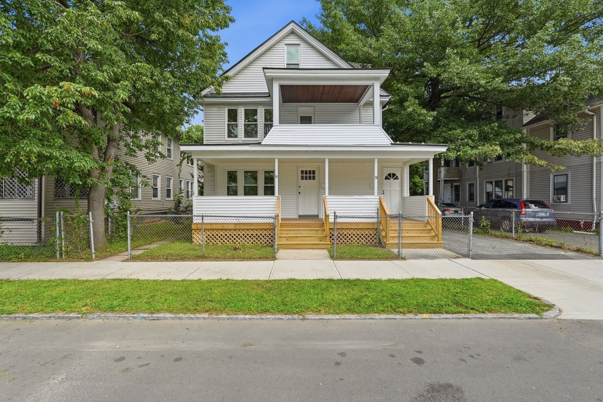 51 Suffolk St, Springfield, MA 01109