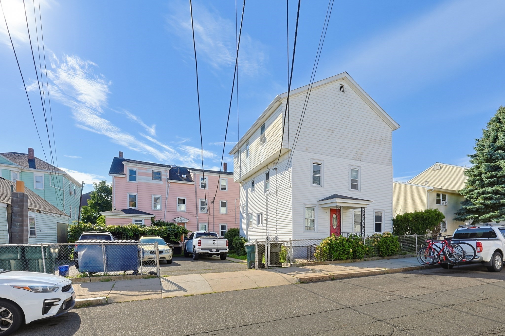 84 Orange St, Fall River, MA 02720