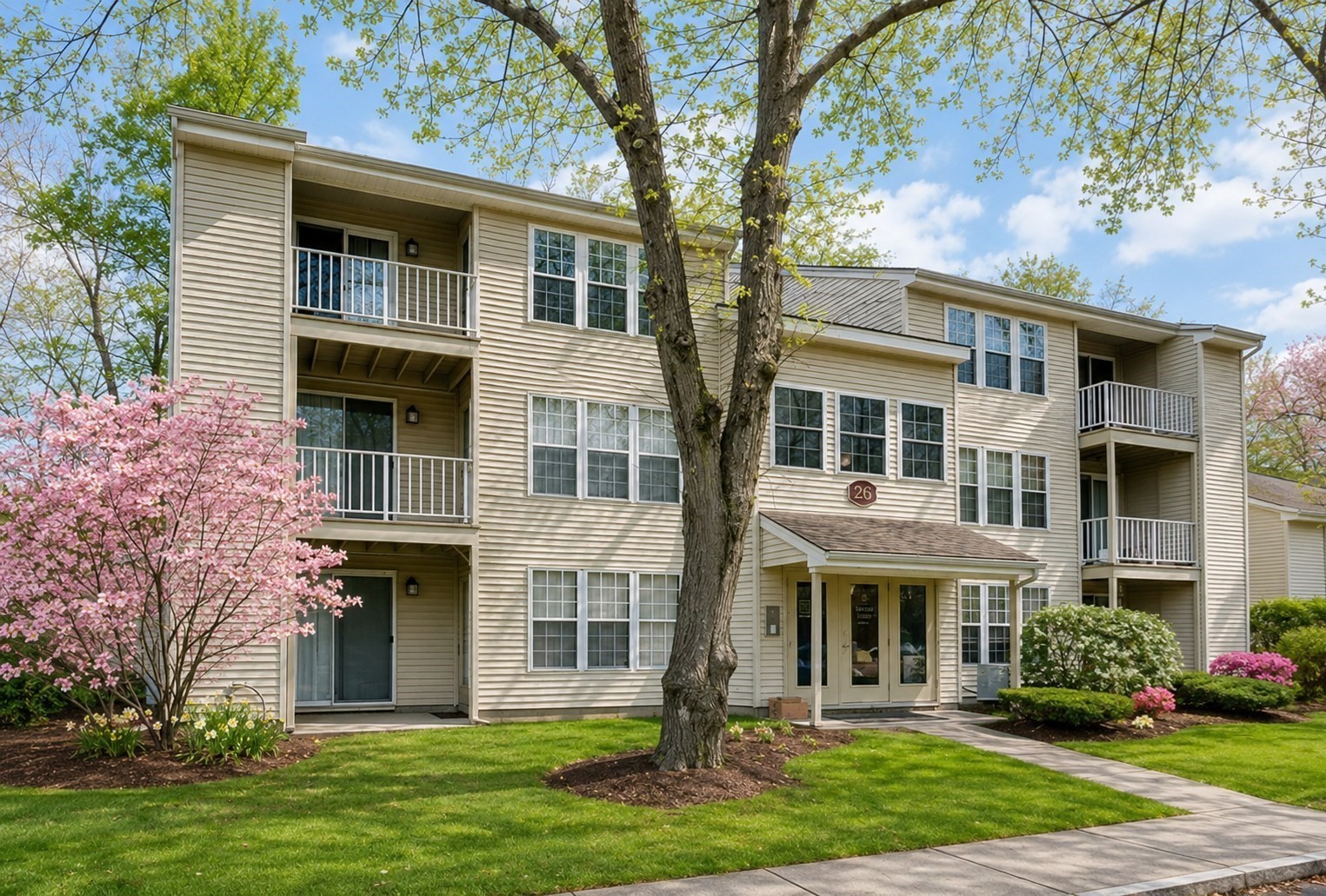 26 Walden Unit 1, Natick, MA 01760