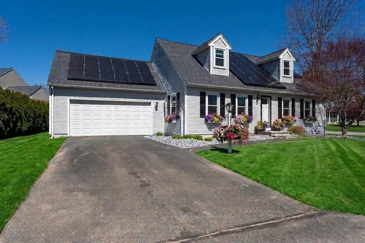 26 Juniper Wood Drive, Haverhill, MA 01832