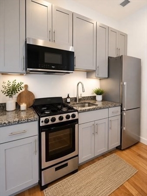 64 Market St, Apt 308