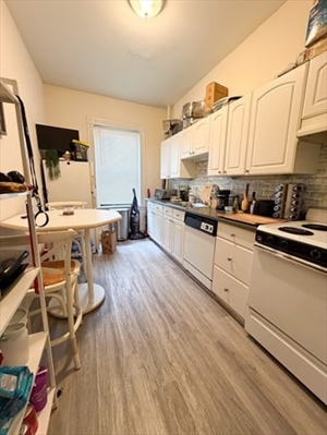 395 Harvard, Apt 2