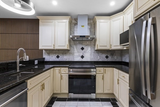 29 Fessenden, Apt 2