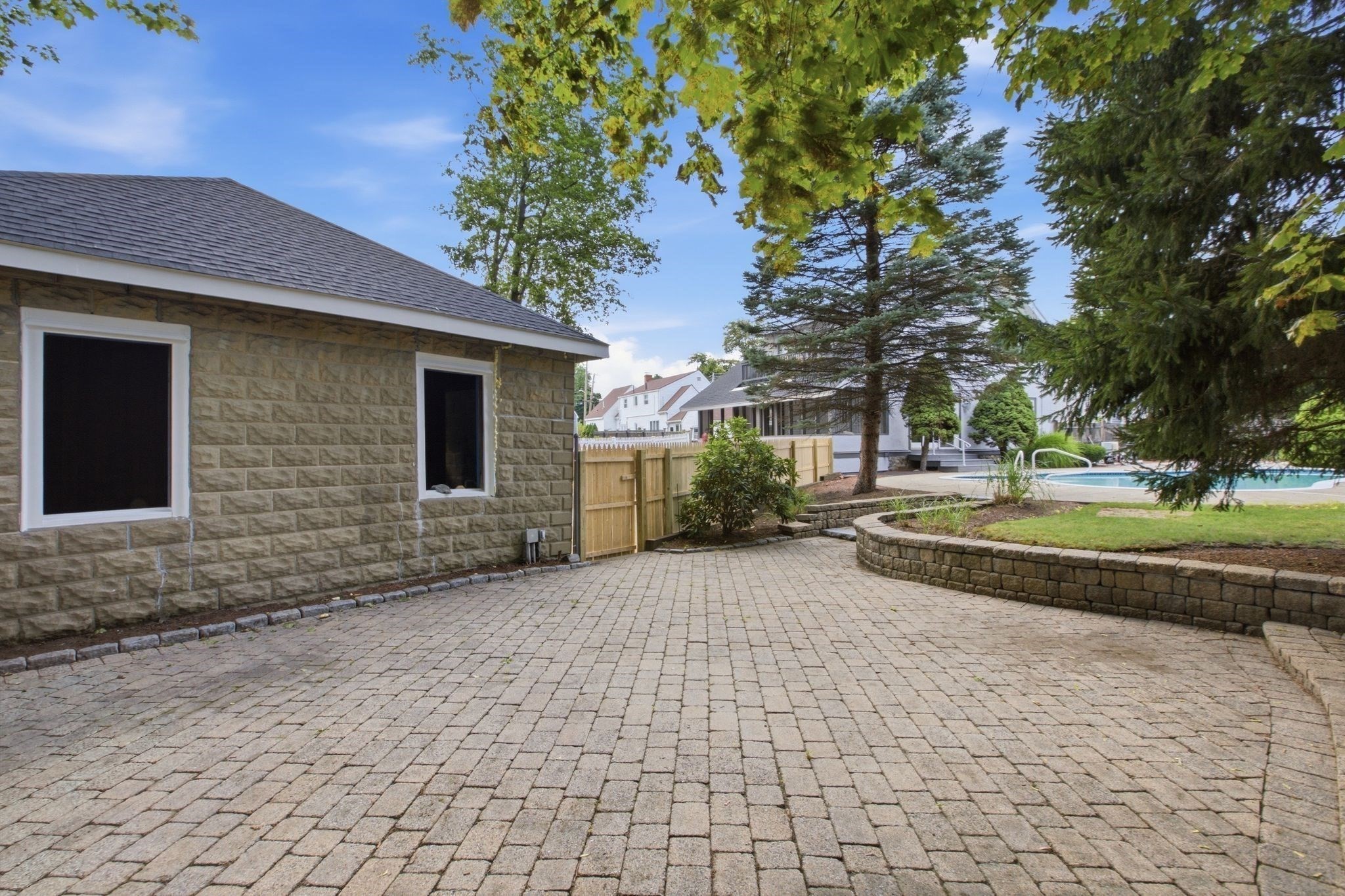 1174 Franklin St, Stoneham, MA 02180 - Image 36
