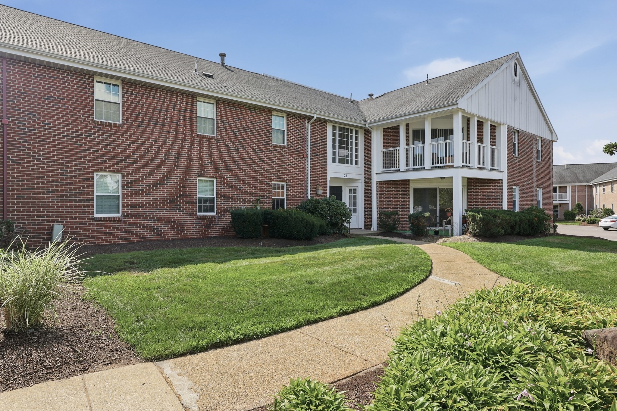 25 Jessica Dr Unit A, Stoughton, MA 02072