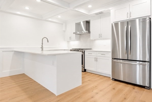 261-263 Washington Street, Apt 3
