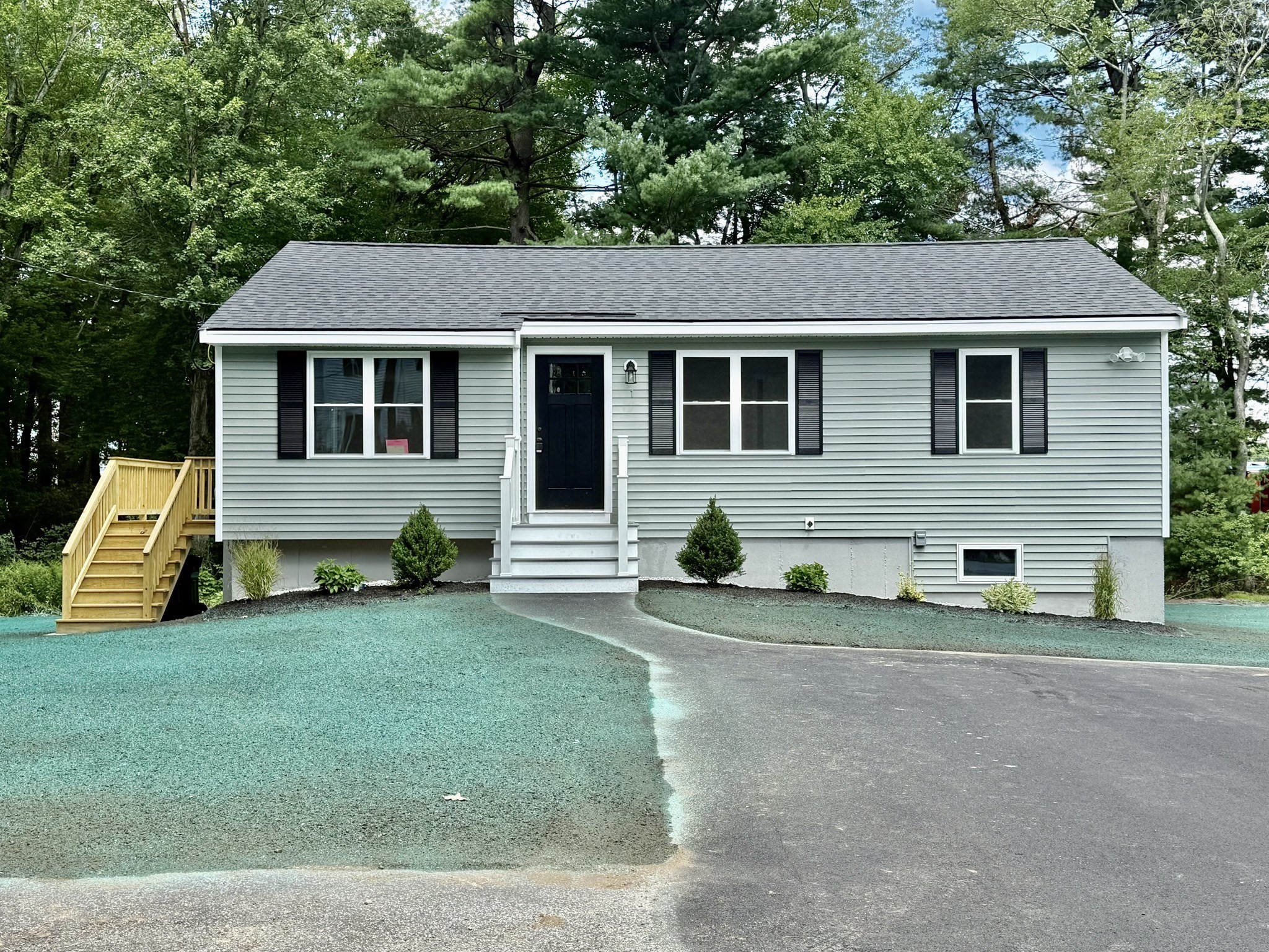 1 Burt Rd, Wilmington, MA 01887