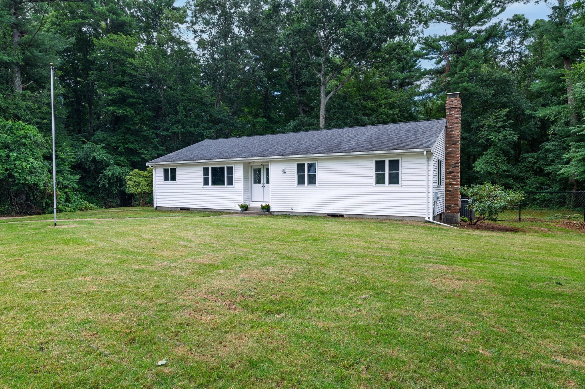 100 Stony Brook Road, Raynham, MA 02767