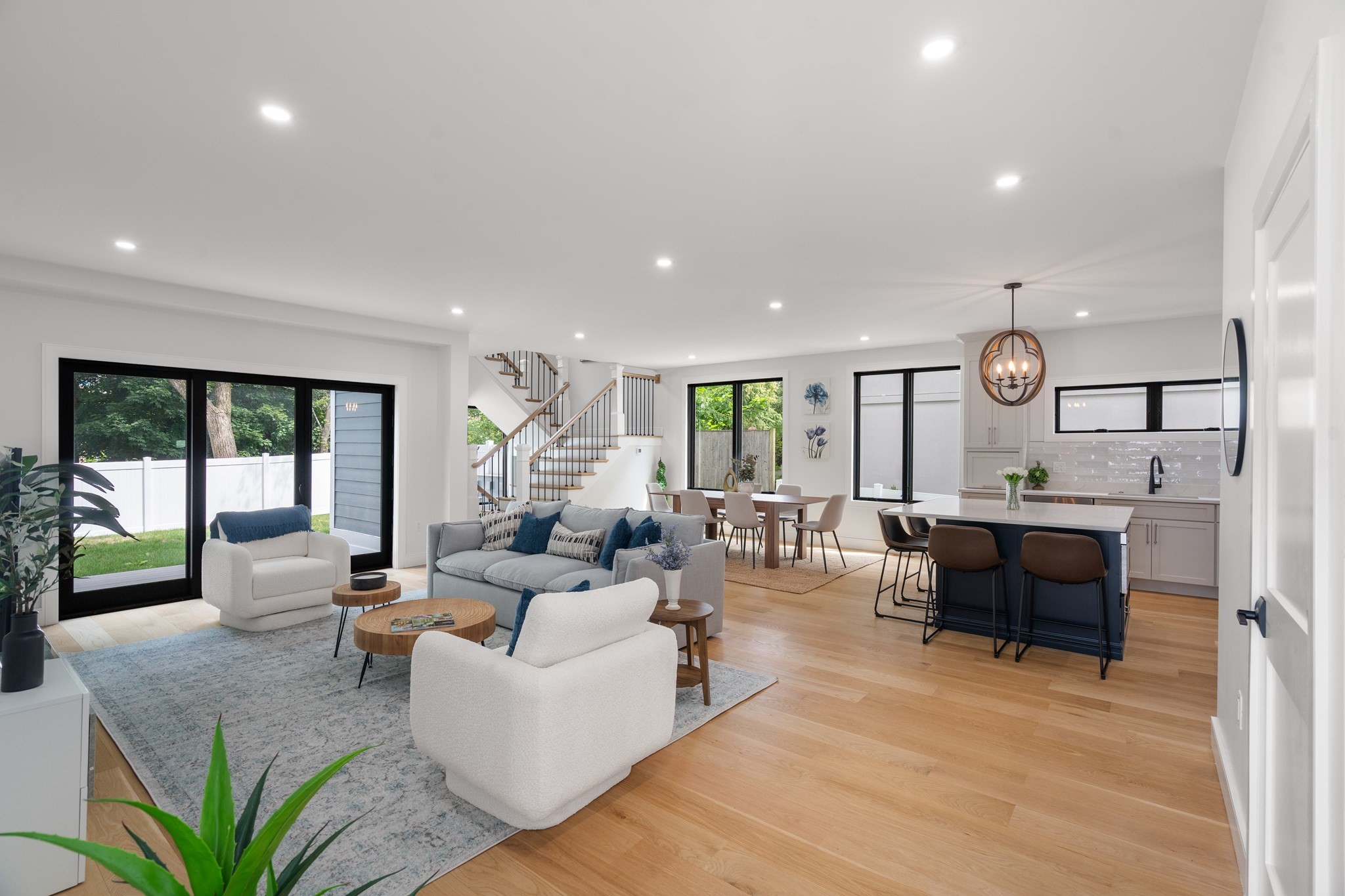 811 Heath St Unit Rear, Brookline, MA 02467