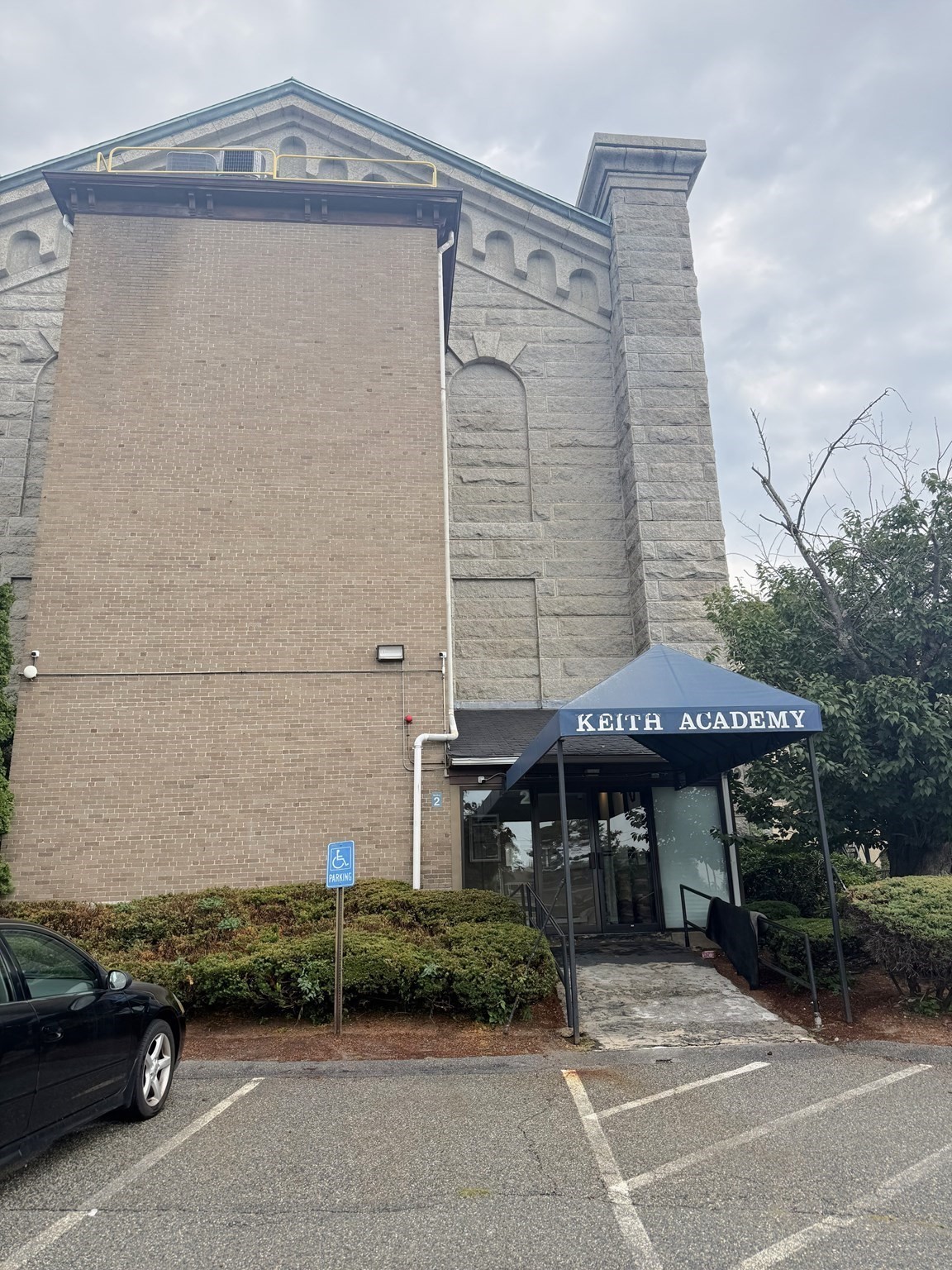 201 Thorndike St Unit 2-27, Lowell, MA 01852