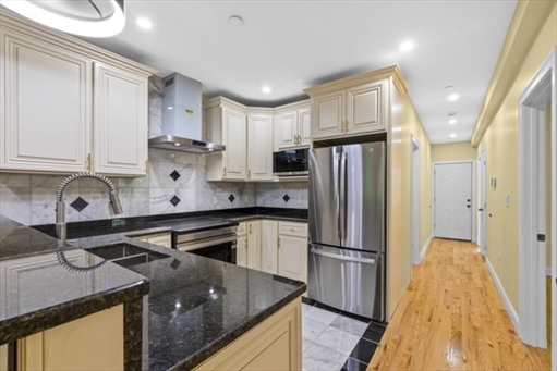 29 Fessenden, Apt 1