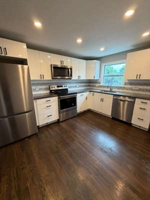 376 Revere Beach Pkwy, Apt 1
