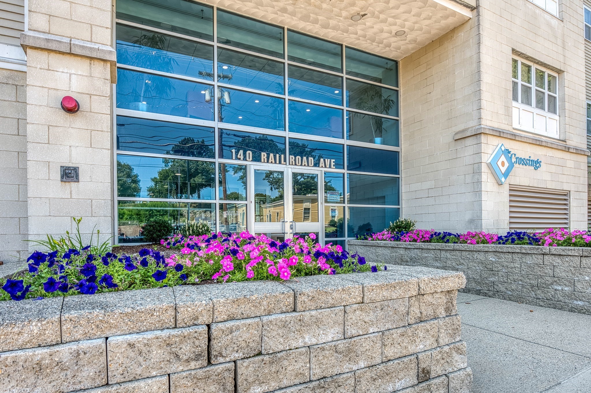 140 Railroad Ave Unit B403, Norwood, MA 02062