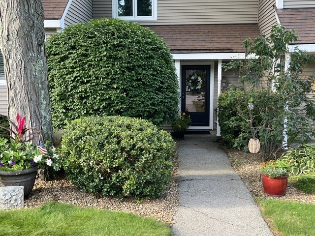 68 Pleasant St Unit 31, Oxford, MA 01537