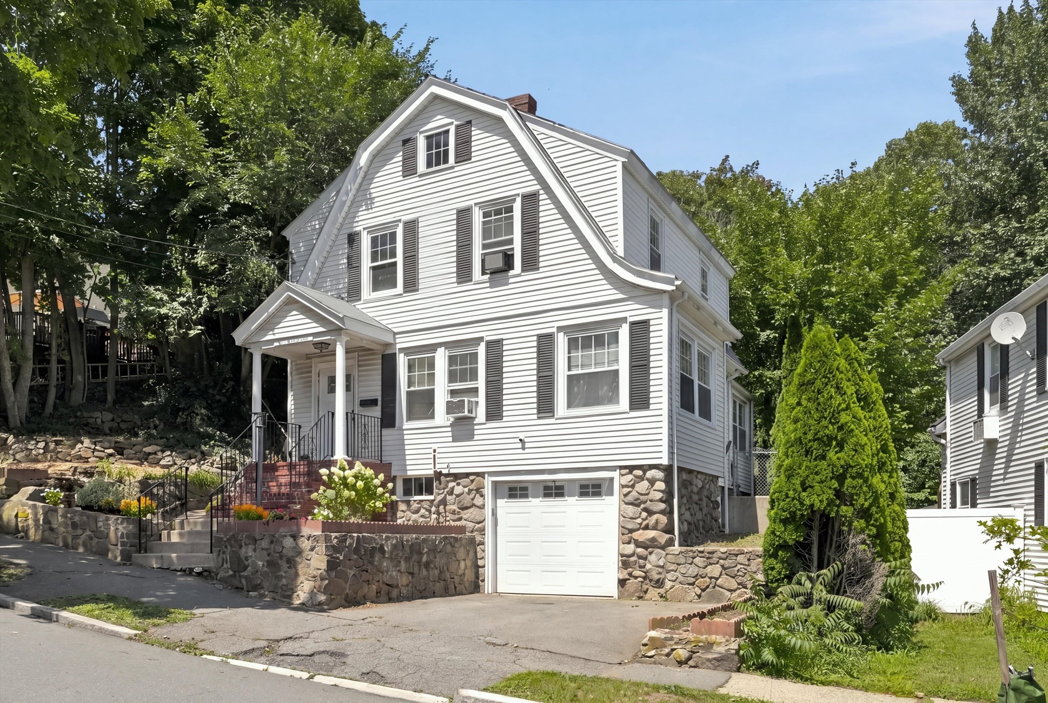 44 Fernwood Ave, Lynn, MA 01904