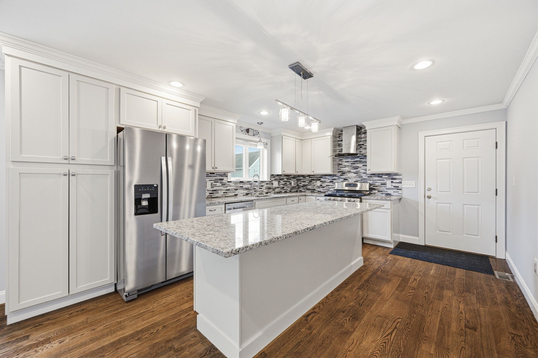 305 Lynn St, Malden, MA 02148