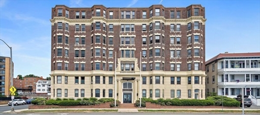 285 Lynn Shore, Apt 706