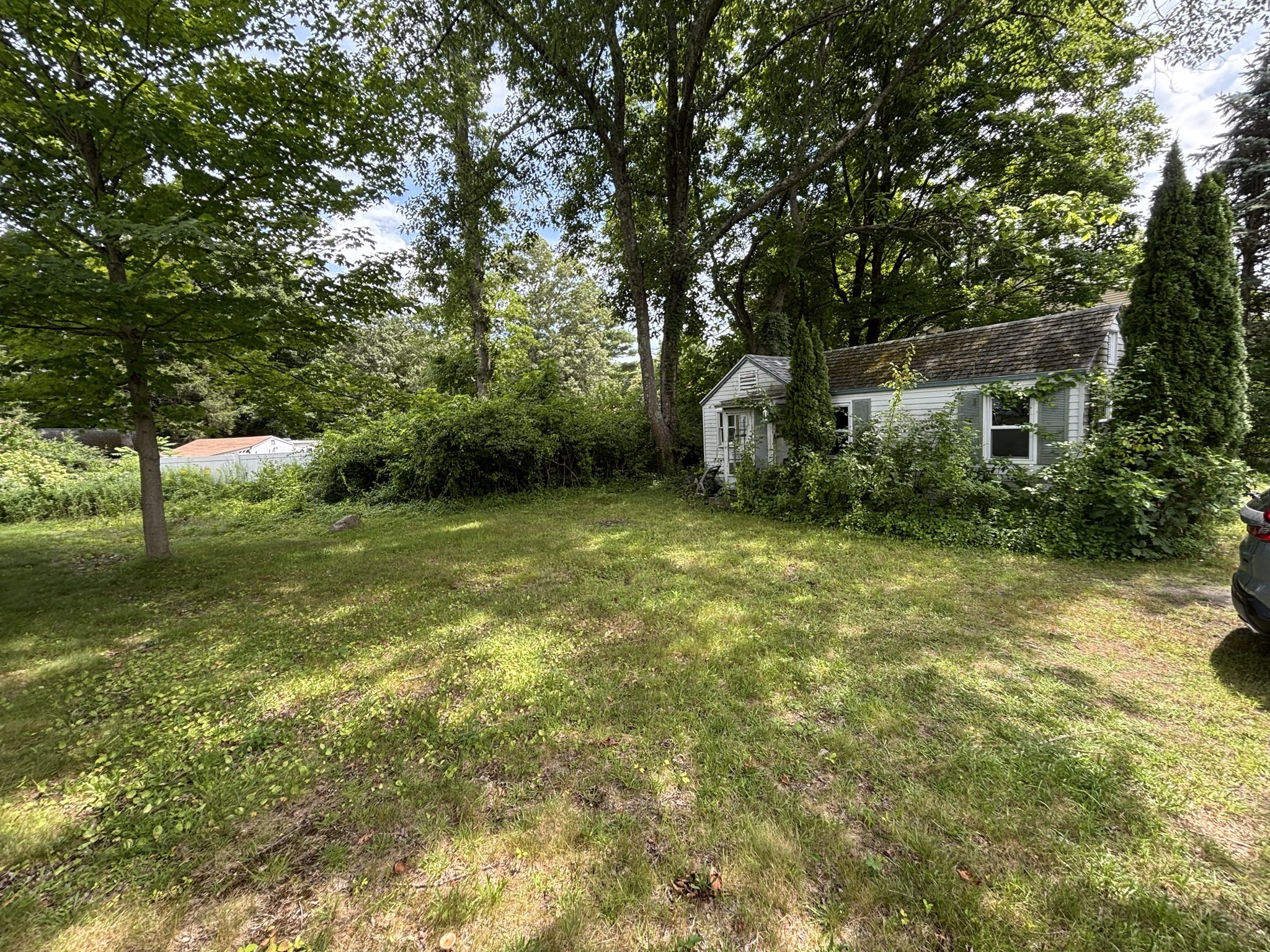 42 Olive St, Ashland, MA 01721
