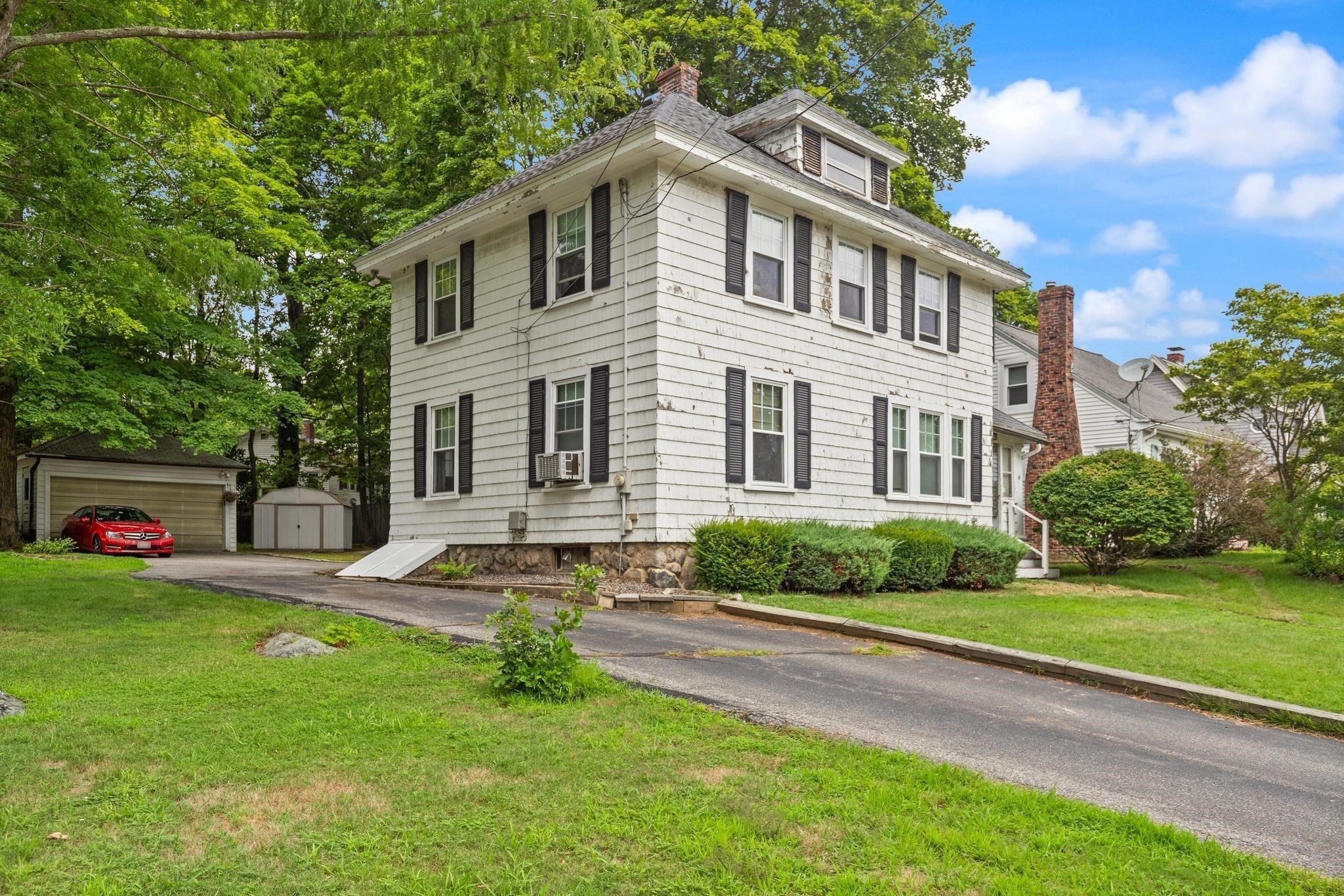 15 Willow Street, Reading, MA 01867