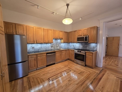 116 Winnisimmet St, Apt 1