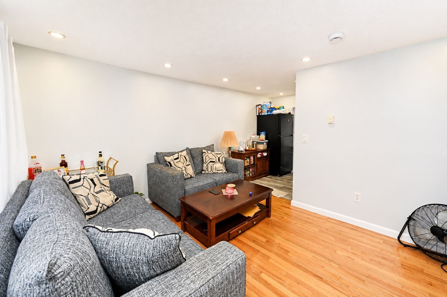994 Washington St Unit 2, Weymouth, MA 02189