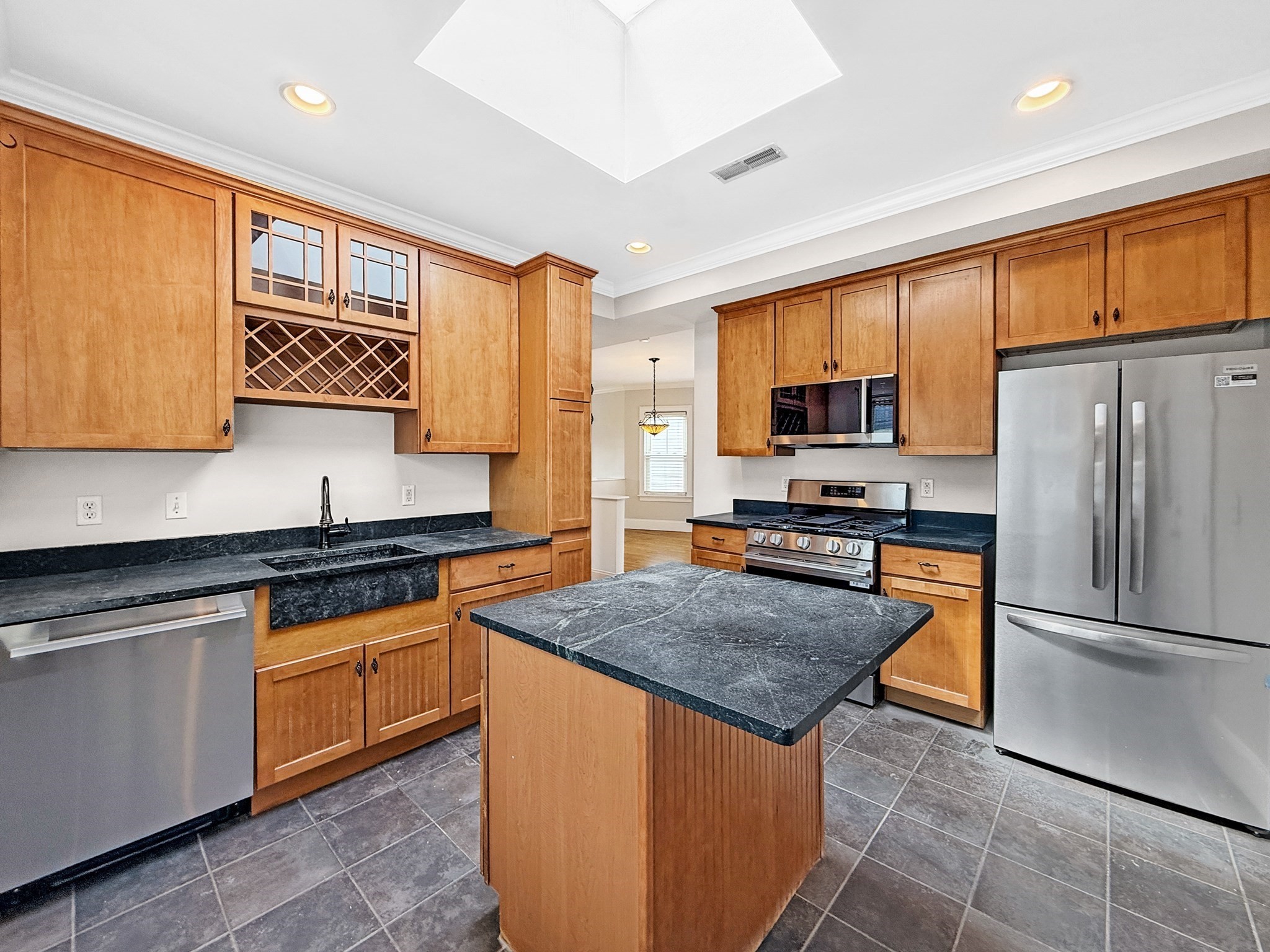 9 Odonnell Sq Unit 3, Dorchester, Boston, MA 02122