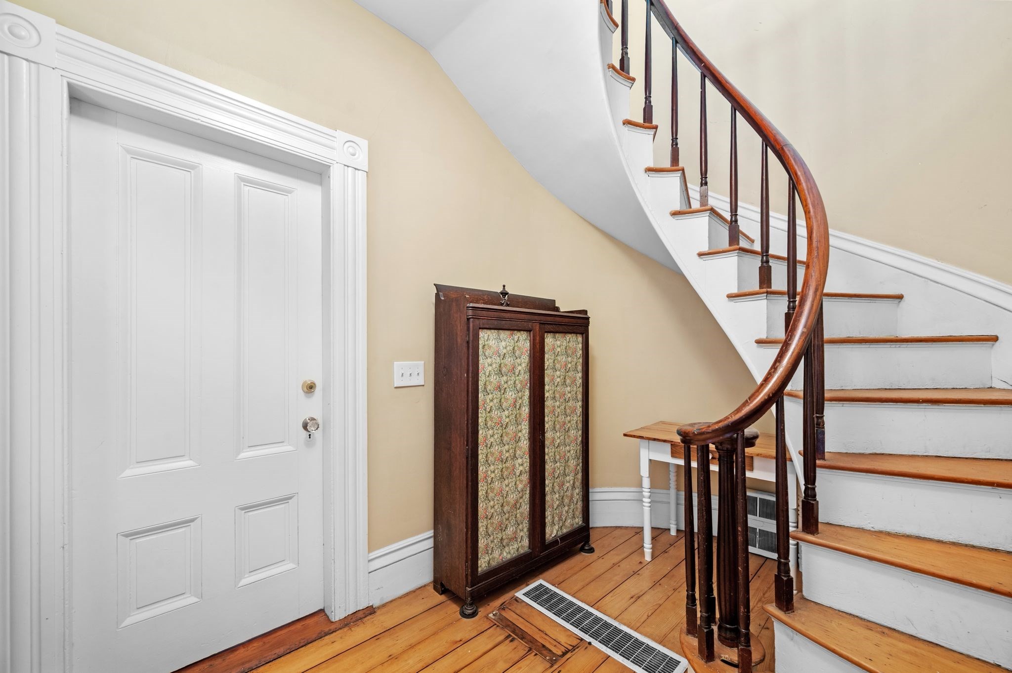 102 Bridge Street Unit 1, Salem, MA 01970