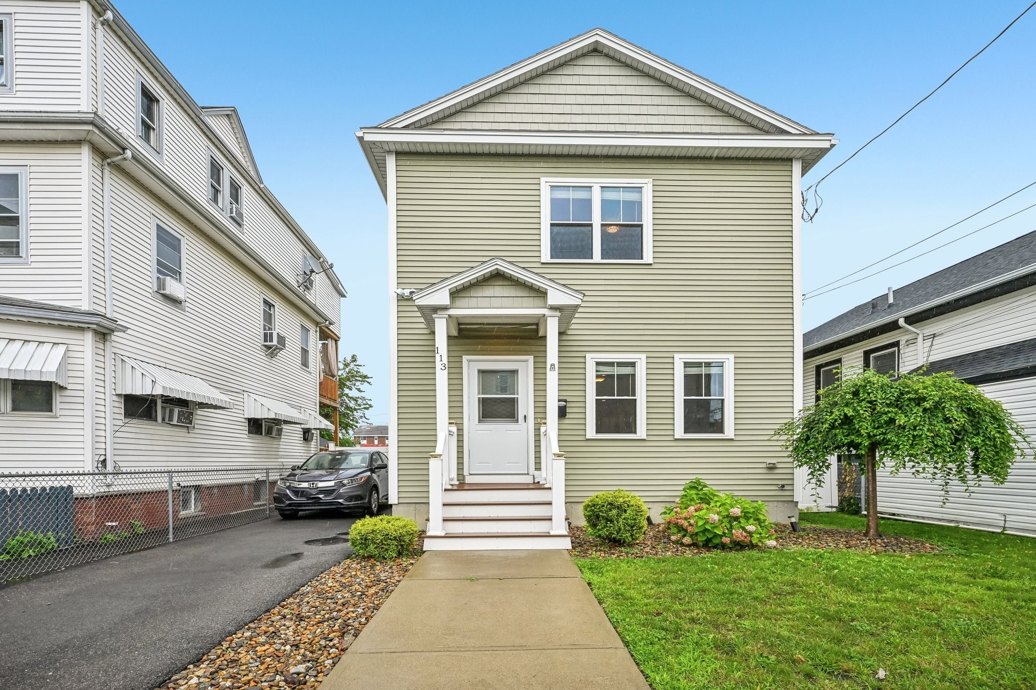 113 Pomona St, Revere, MA 02151