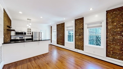 84 Prince st, Apt D