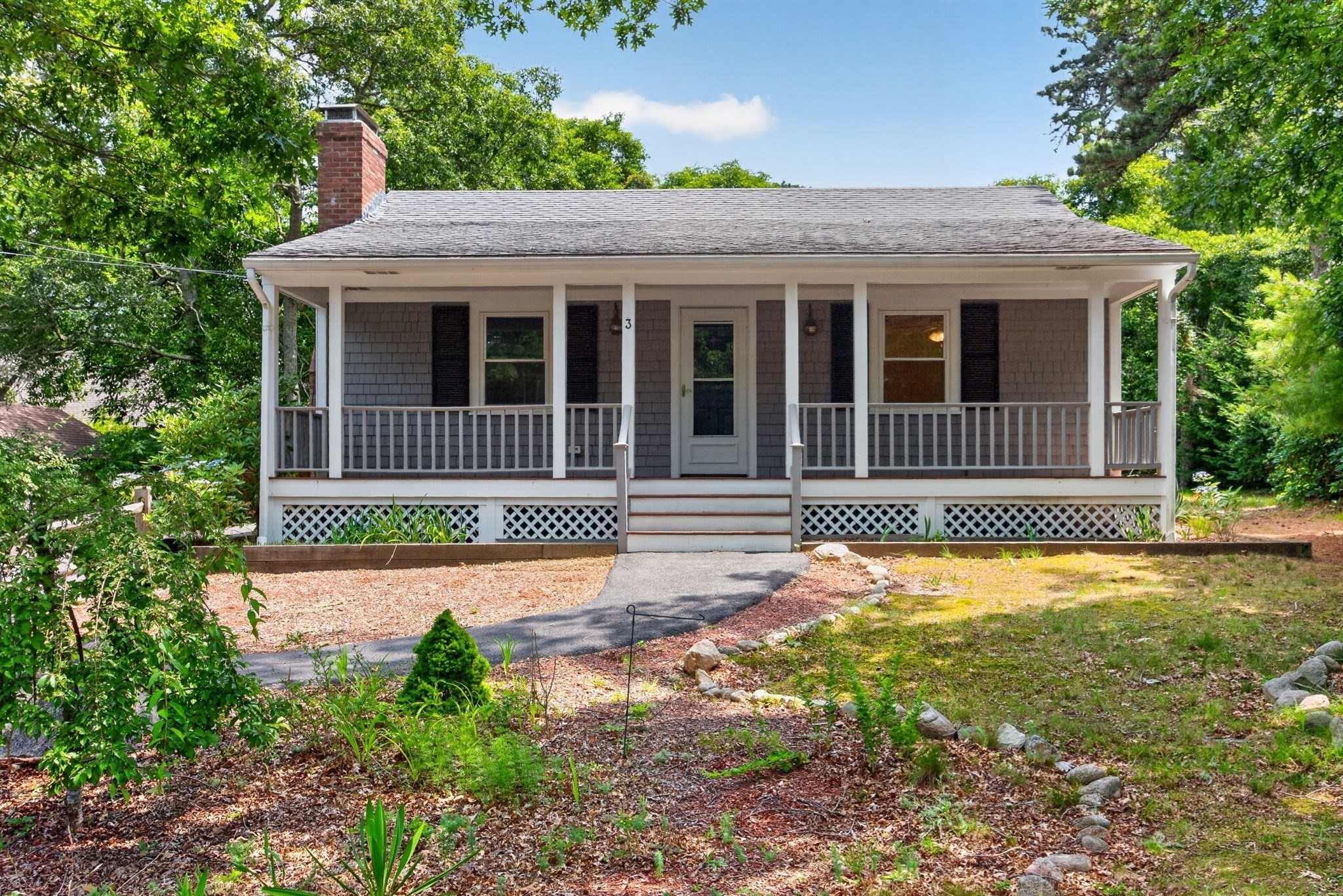 3 Connecticut Ave, Harwich, MA 02645