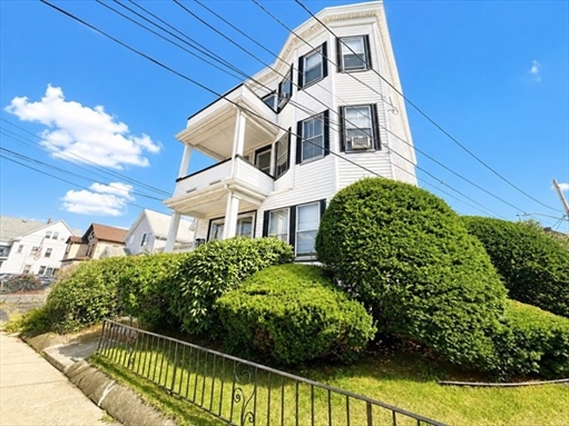 19 Bradford St, Apt 3