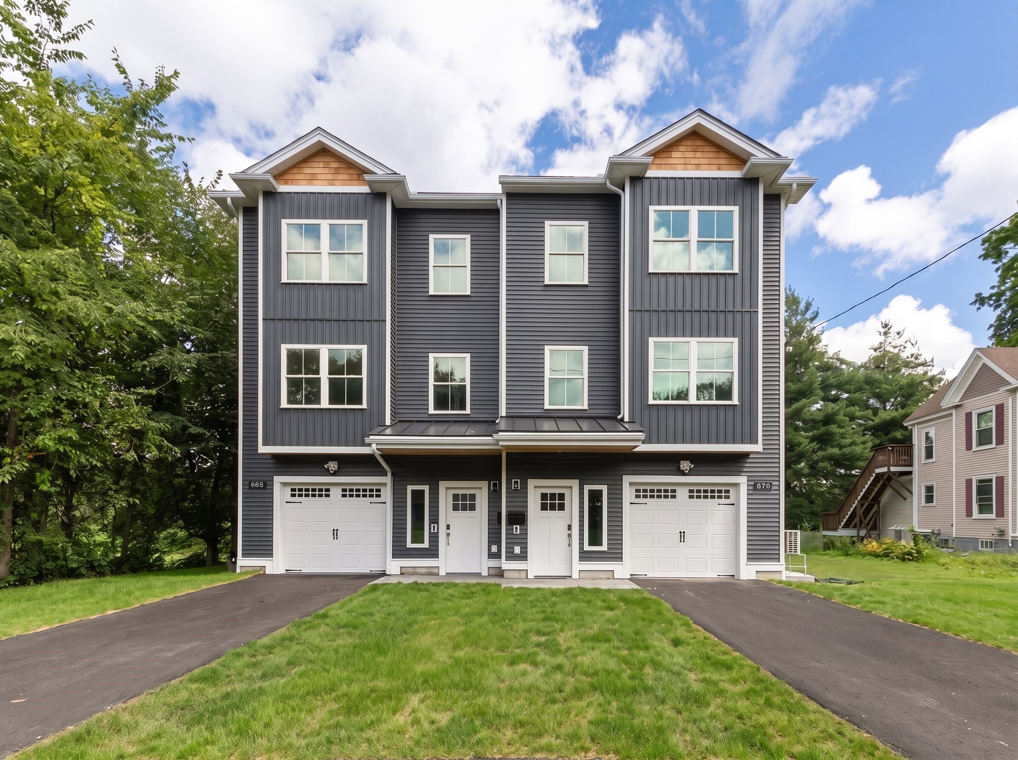 65 Dunstable Rd Unit B, Chelmsford, MA 01863