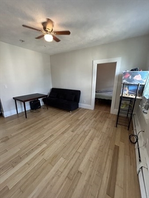 38 Hawthorn, Apt 2