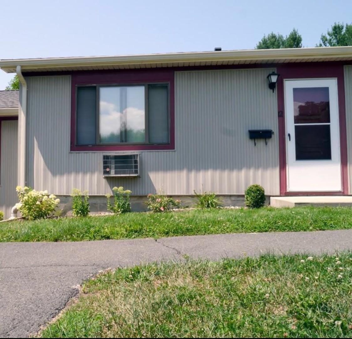 170 E Hadley Rd Unit 12, Amherst, MA 01002