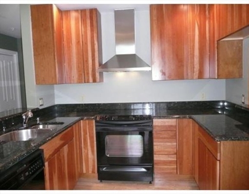 170 Oxford, Apt 206