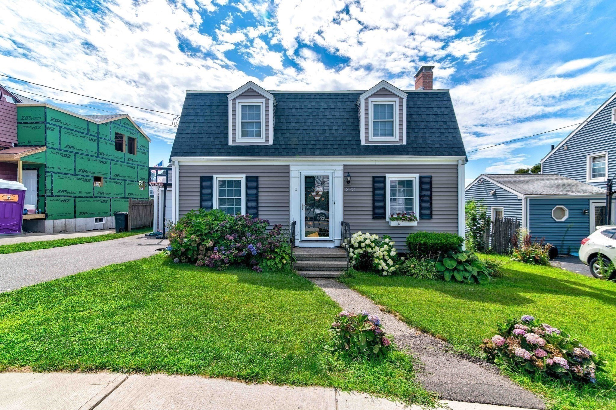 873 E Squantum St, Quincy, MA 02171