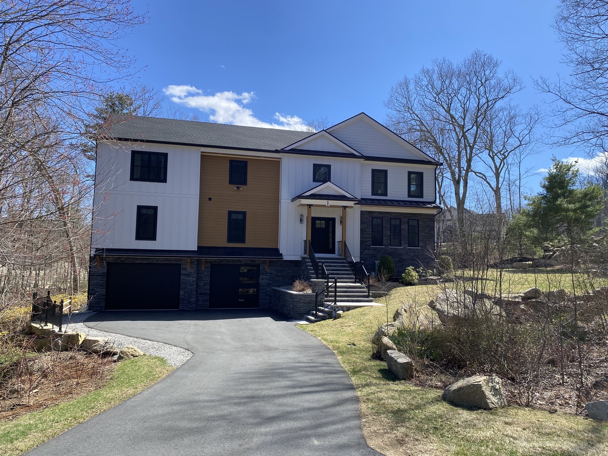 1 Whisper Way, Hopkinton, MA 01748
