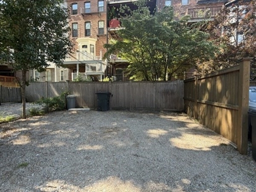 17 Holyoke, Apt PKG