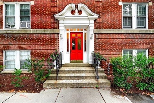 205 Mt. Auburn, Apt 1D