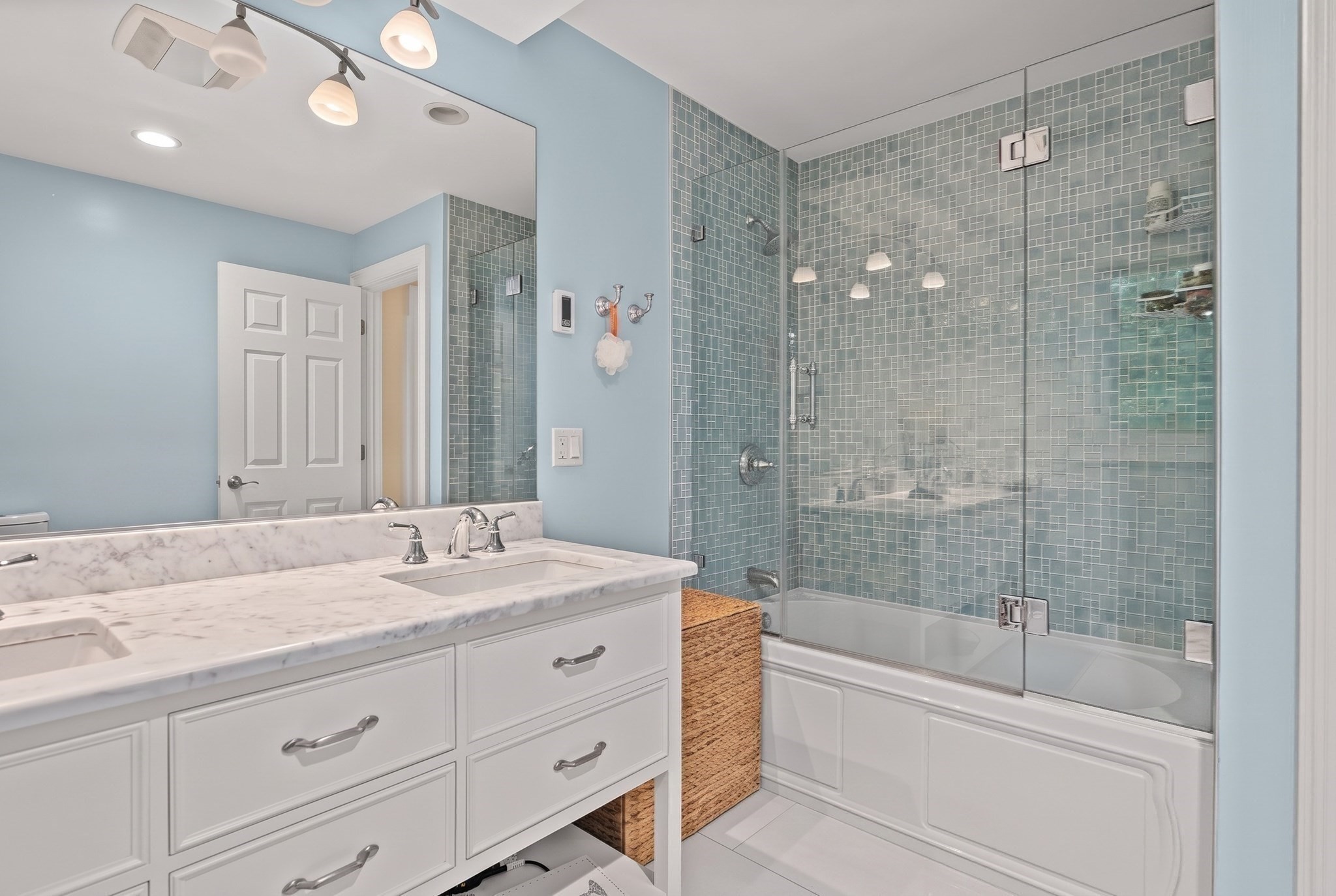 37 Beaconsfield Road, Brookline, MA 02445 - Image 17