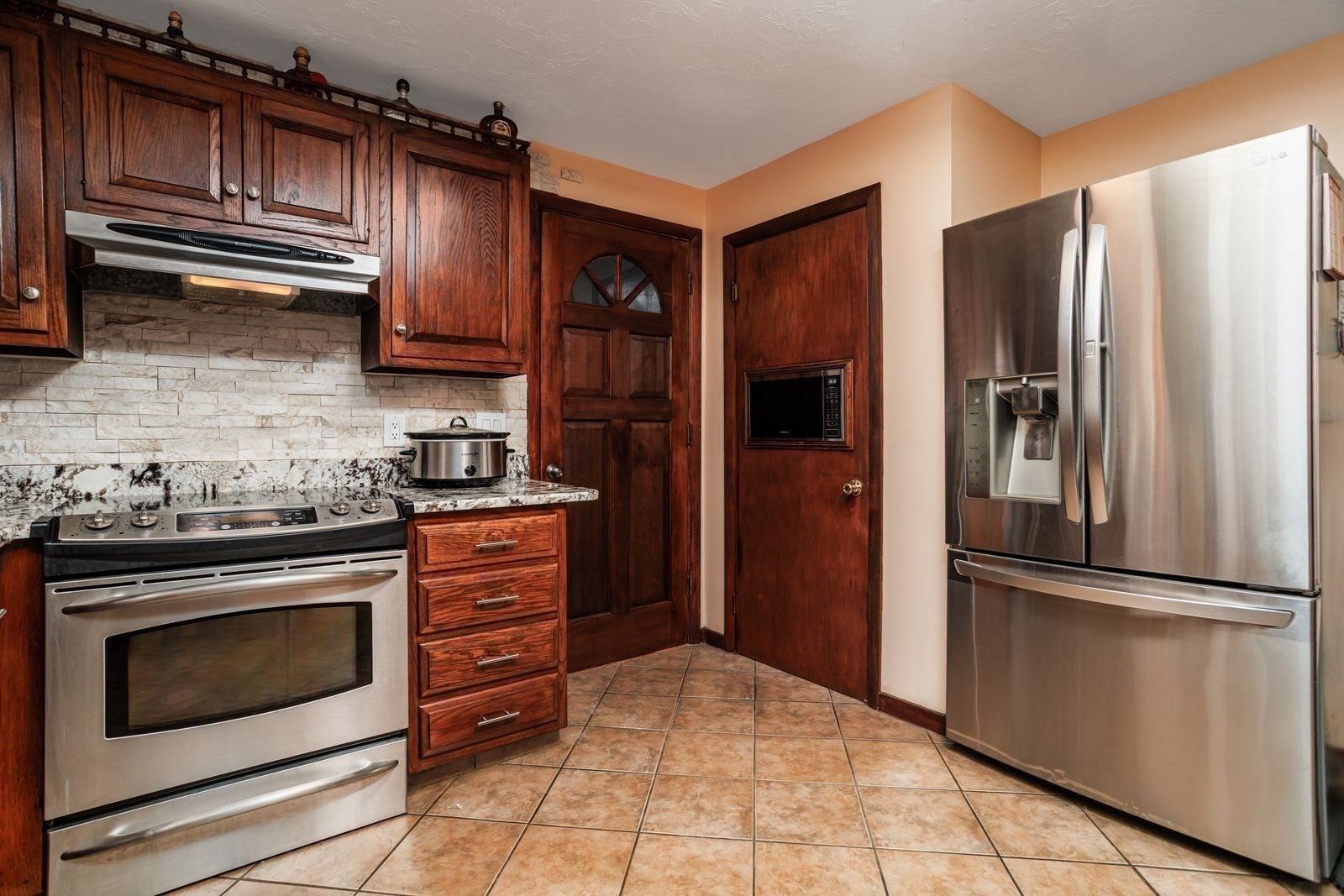 54 Lancaster Rd, Clinton, MA 01510 - Image 5