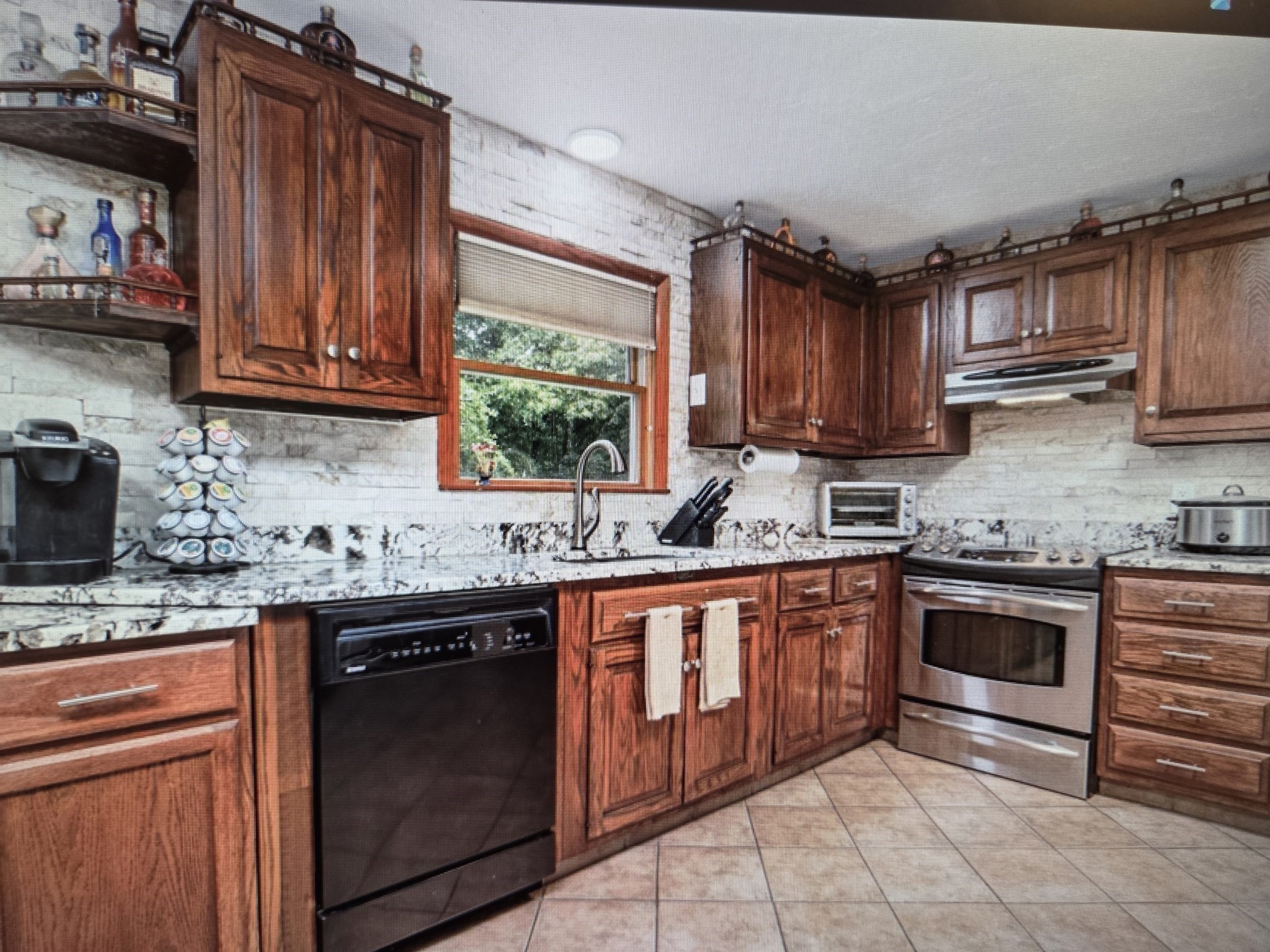 54 Lancaster Rd, Clinton, MA 01510 - Image 8