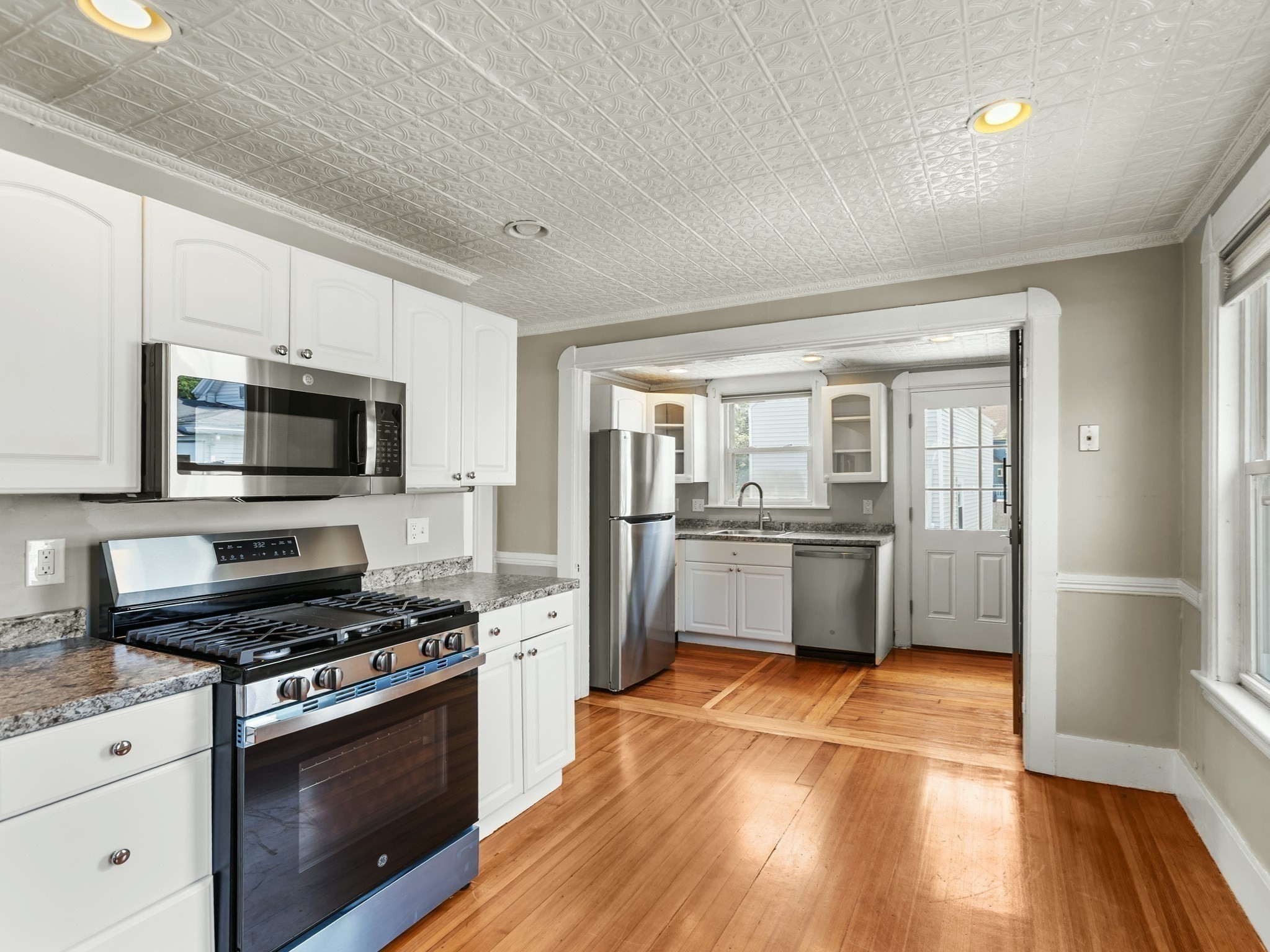 481 Humphrey, Swampscott, MA 01907 - Image 10