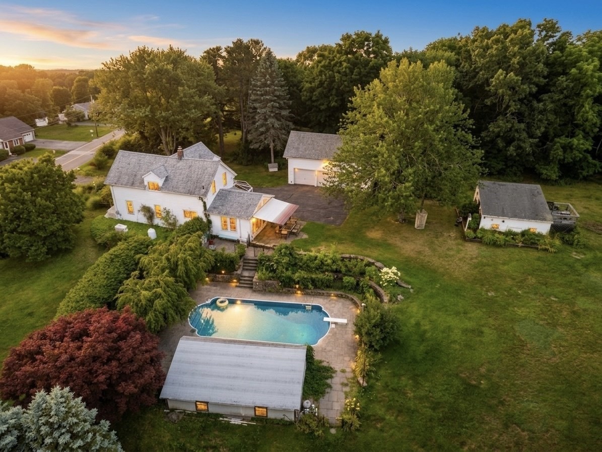 85 Bailey Rd, Holden, MA 01520