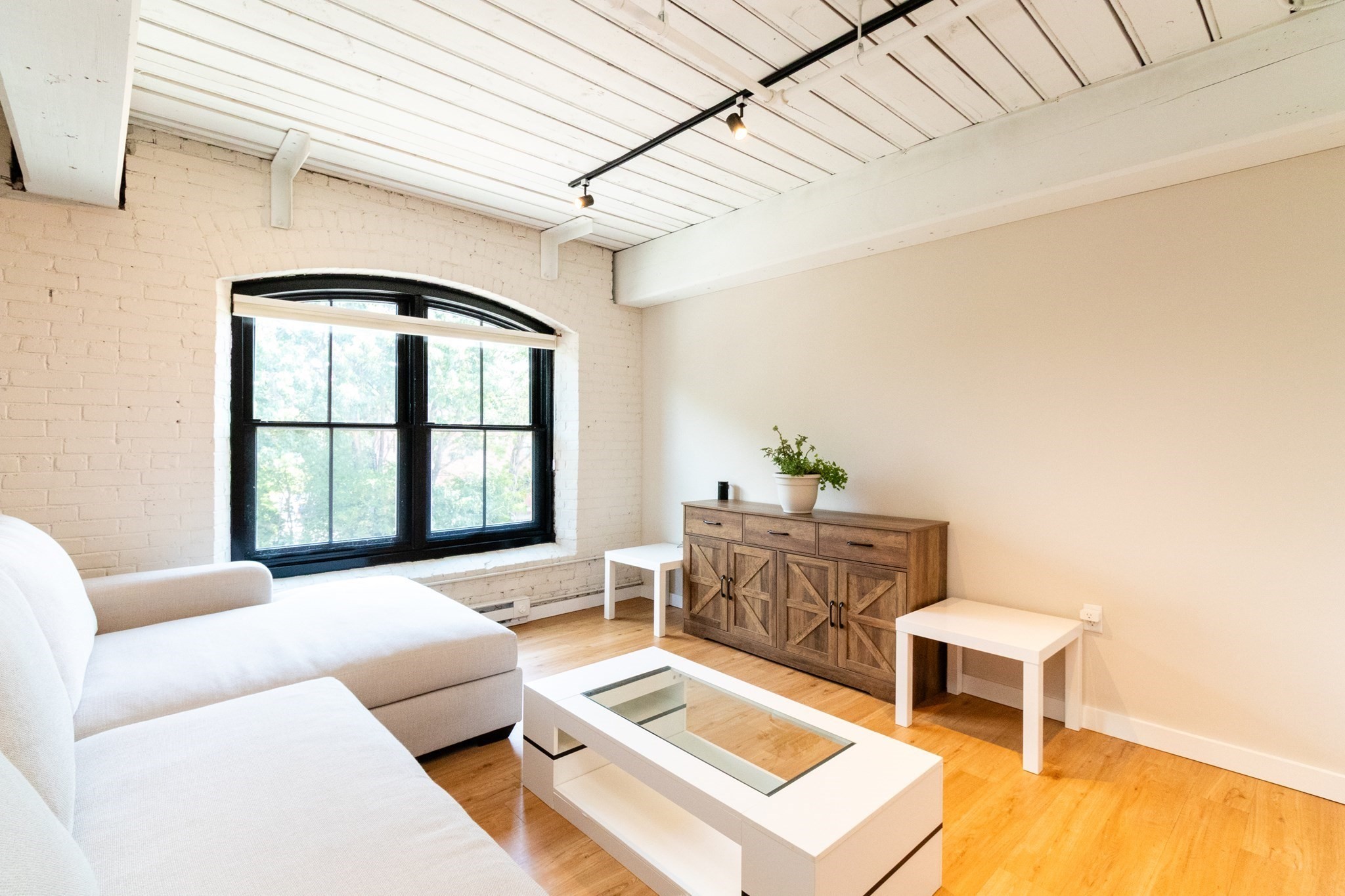 55 Sterling St Unit 205, Clinton, MA 01510 - Image 2