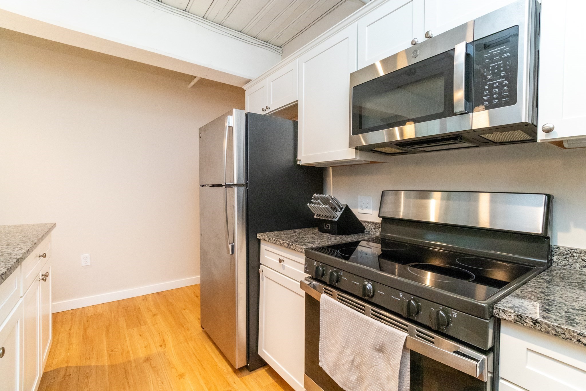 55 Sterling St Unit 205, Clinton, MA 01510 - Image 5