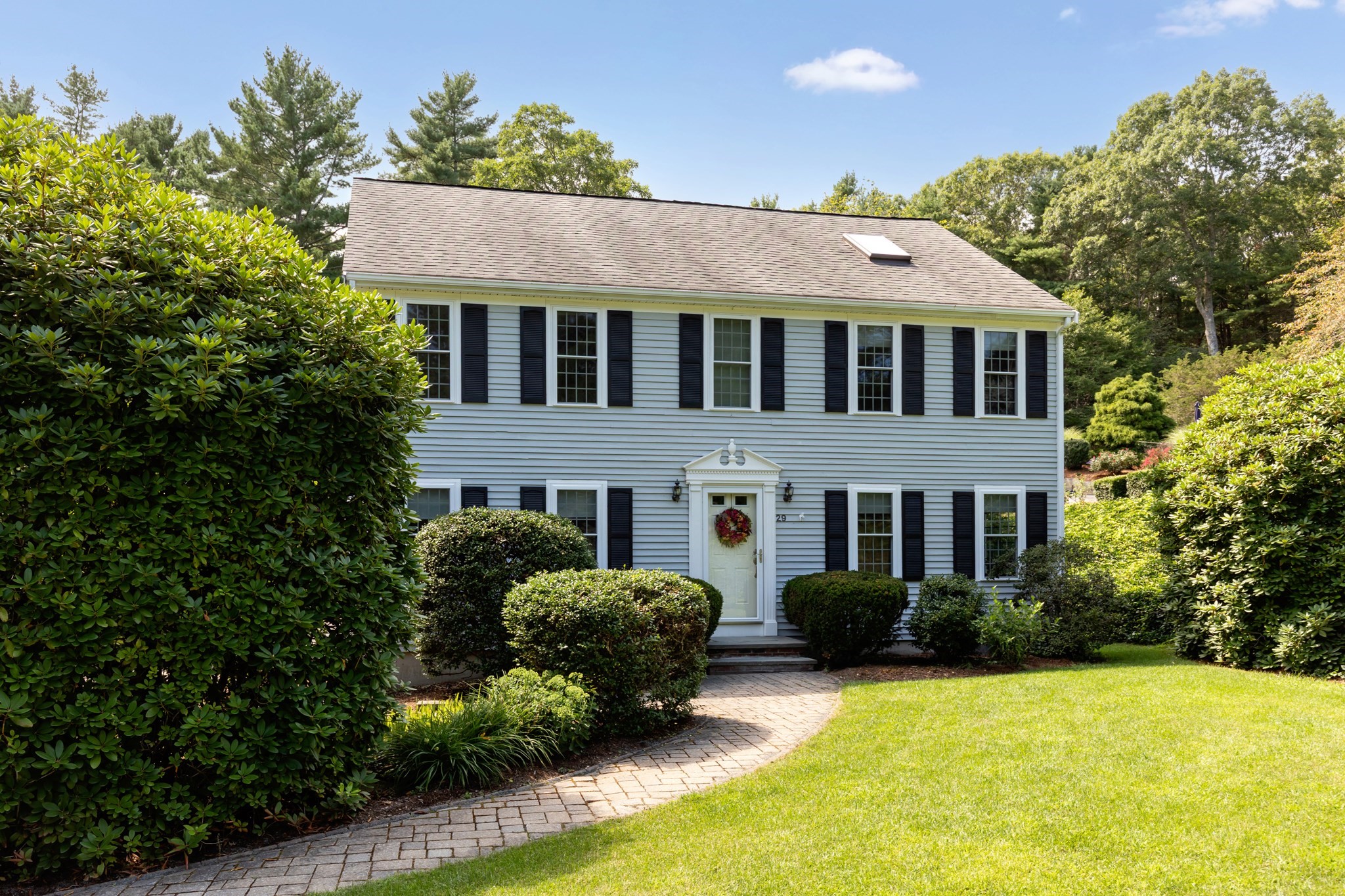 29 Sleepy Hollow Drive, Plymouth, MA 02360